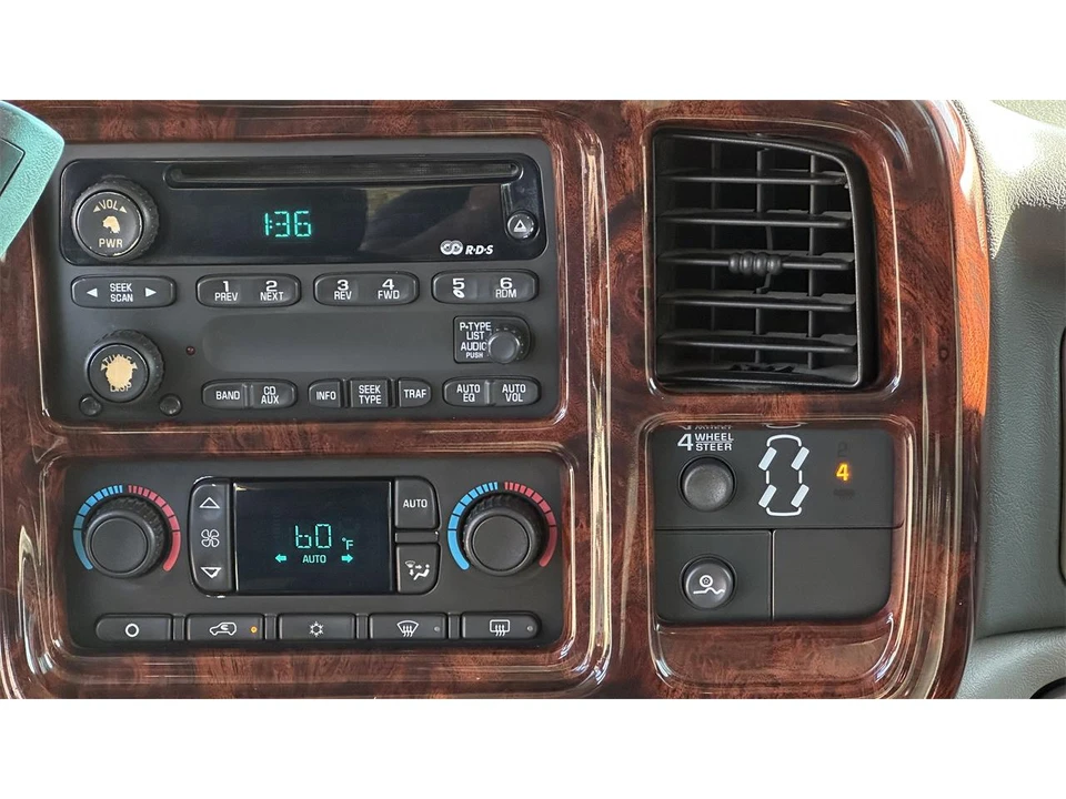 2003 GMC Sierra 2nd Gen - Image 14 of 27
