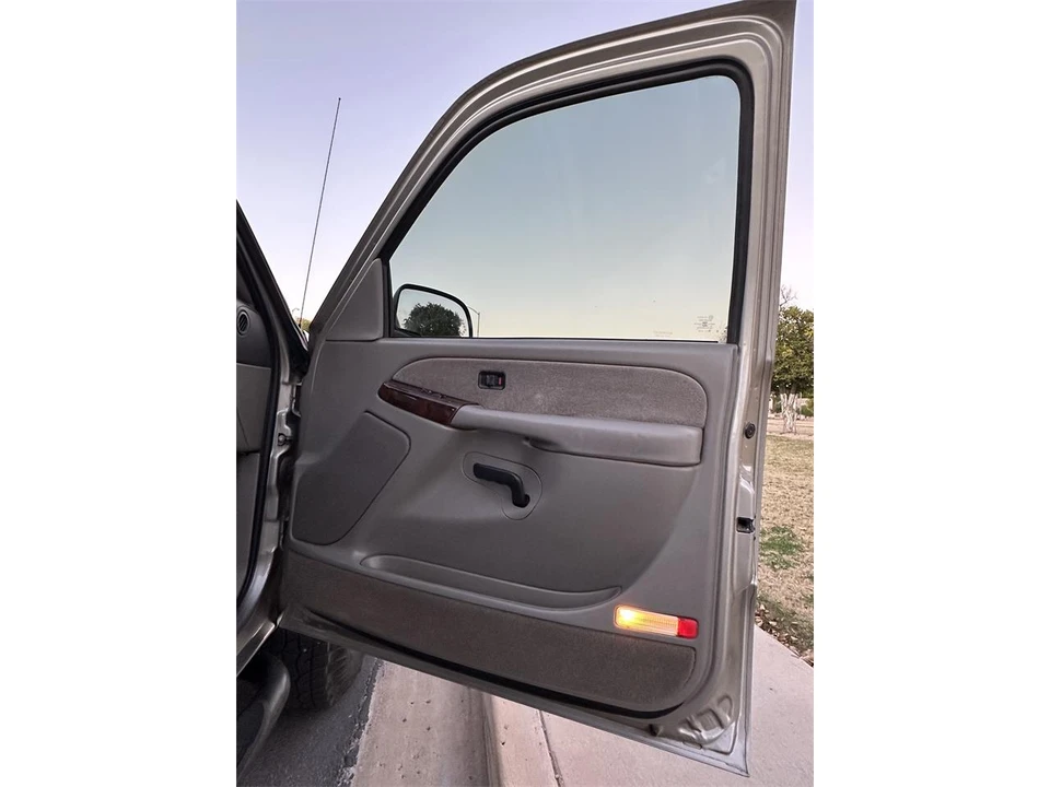2003 GMC Sierra 2nd Gen - Image 18 of 27