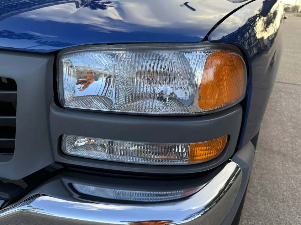2003 GMC Sierra 2nd Gen - Image 11 of 31