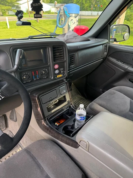 2003 GMC Sierra 2nd Gen - Image 12 of 16