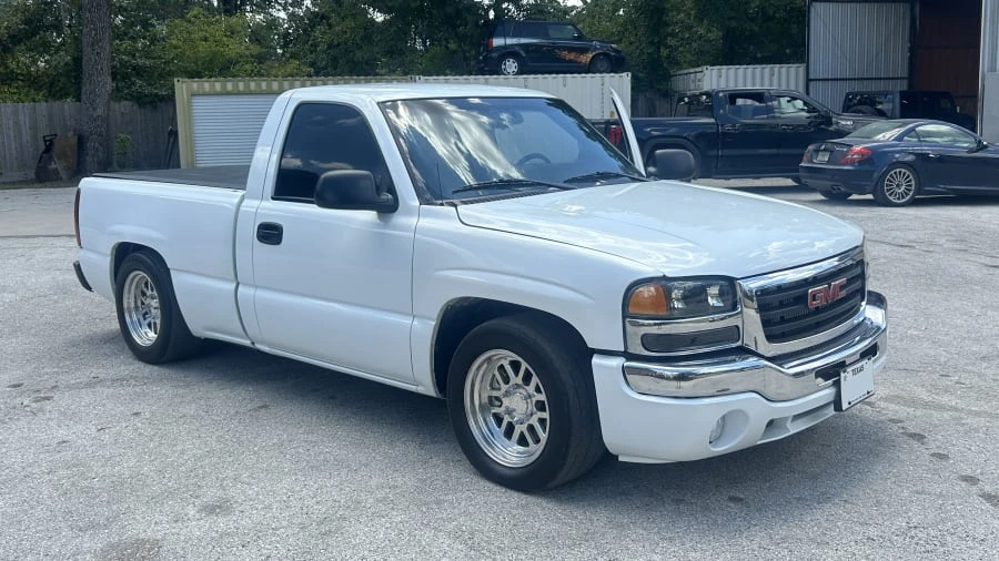 2004 GMC Sierra 2nd Gen - Image 4 of 7