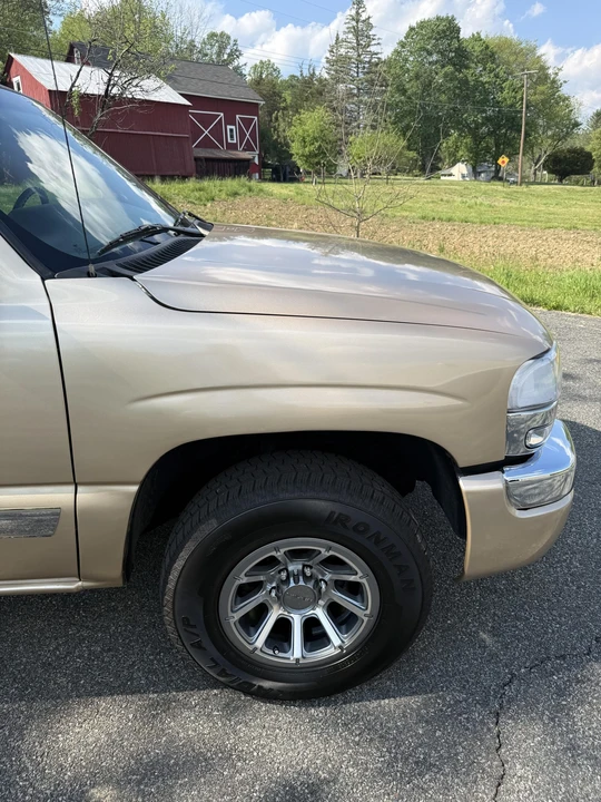 2003 GMC Sierra 2nd Gen - Image 21 of 31