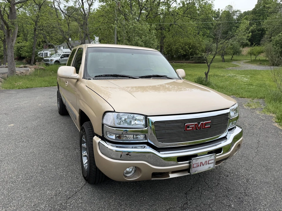 2003 GMC Sierra 2nd Gen - Image 7 of 31