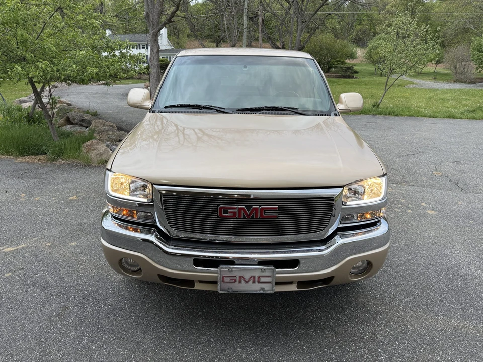 2003 GMC Sierra 2nd Gen - Image 6 of 31