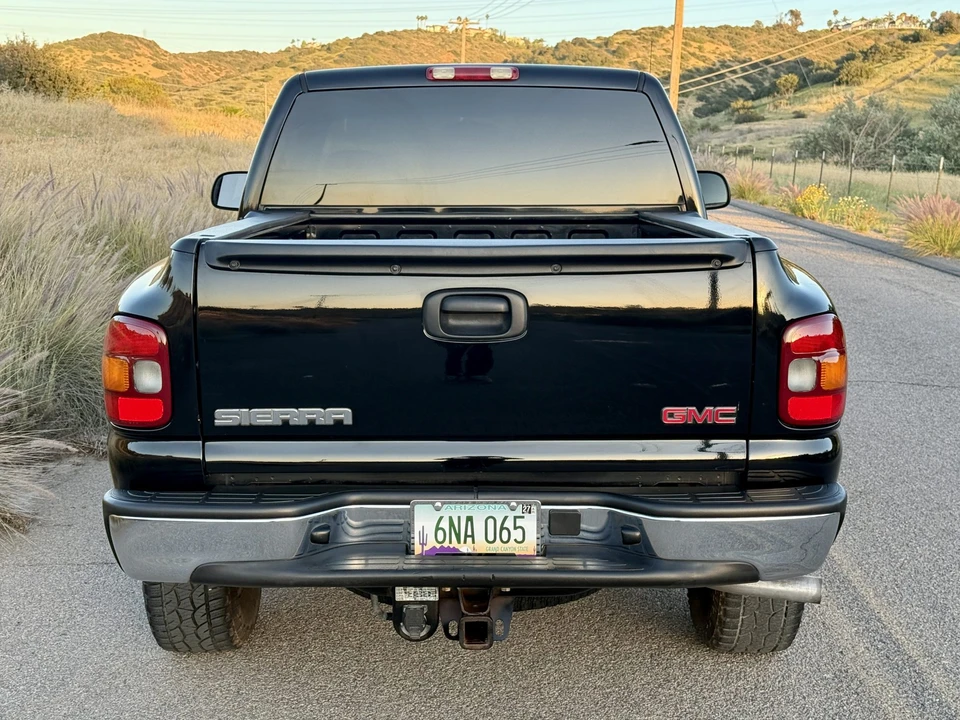 2003 GMC Sierra 2nd Gen - Image 28 of 31