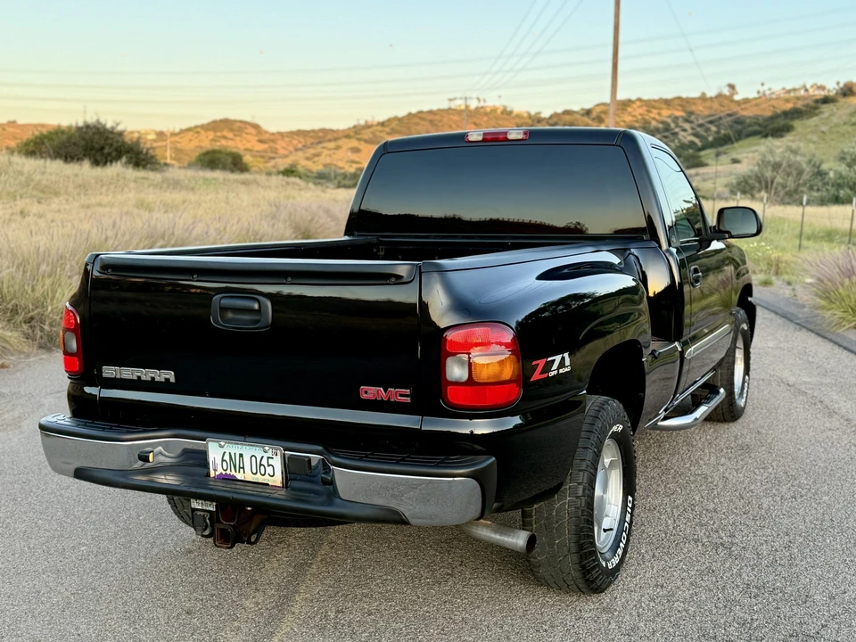 2003 GMC Sierra 2nd Gen - Image 30 of 31