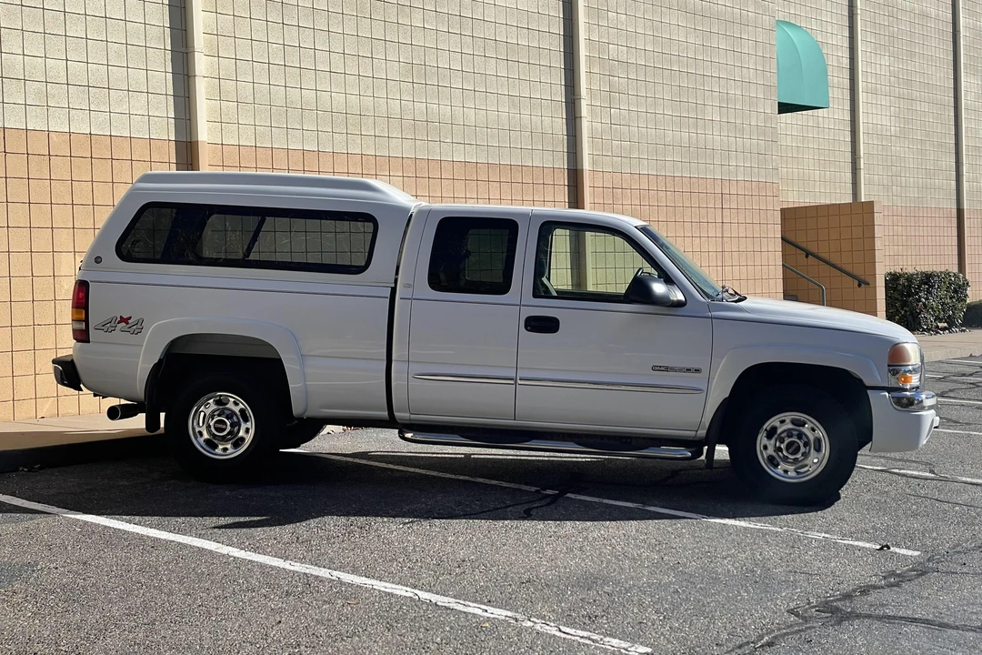 2003 GMC Sierra Heavy Duty 2nd Gen - Image 6 of 31