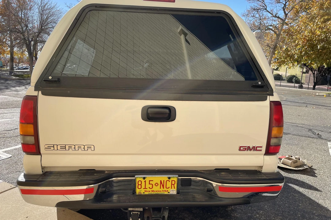 2003 GMC Sierra Heavy Duty 2nd Gen - Image 12 of 31