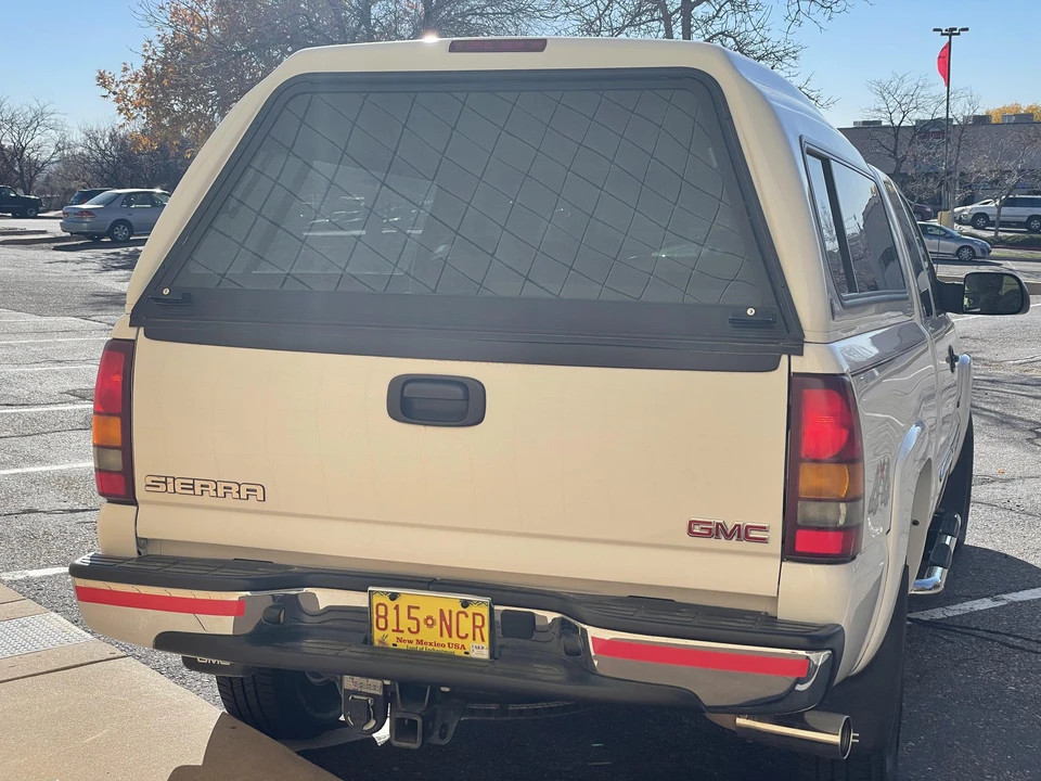 2003 GMC Sierra Heavy Duty 2nd Gen - Image 13 of 31