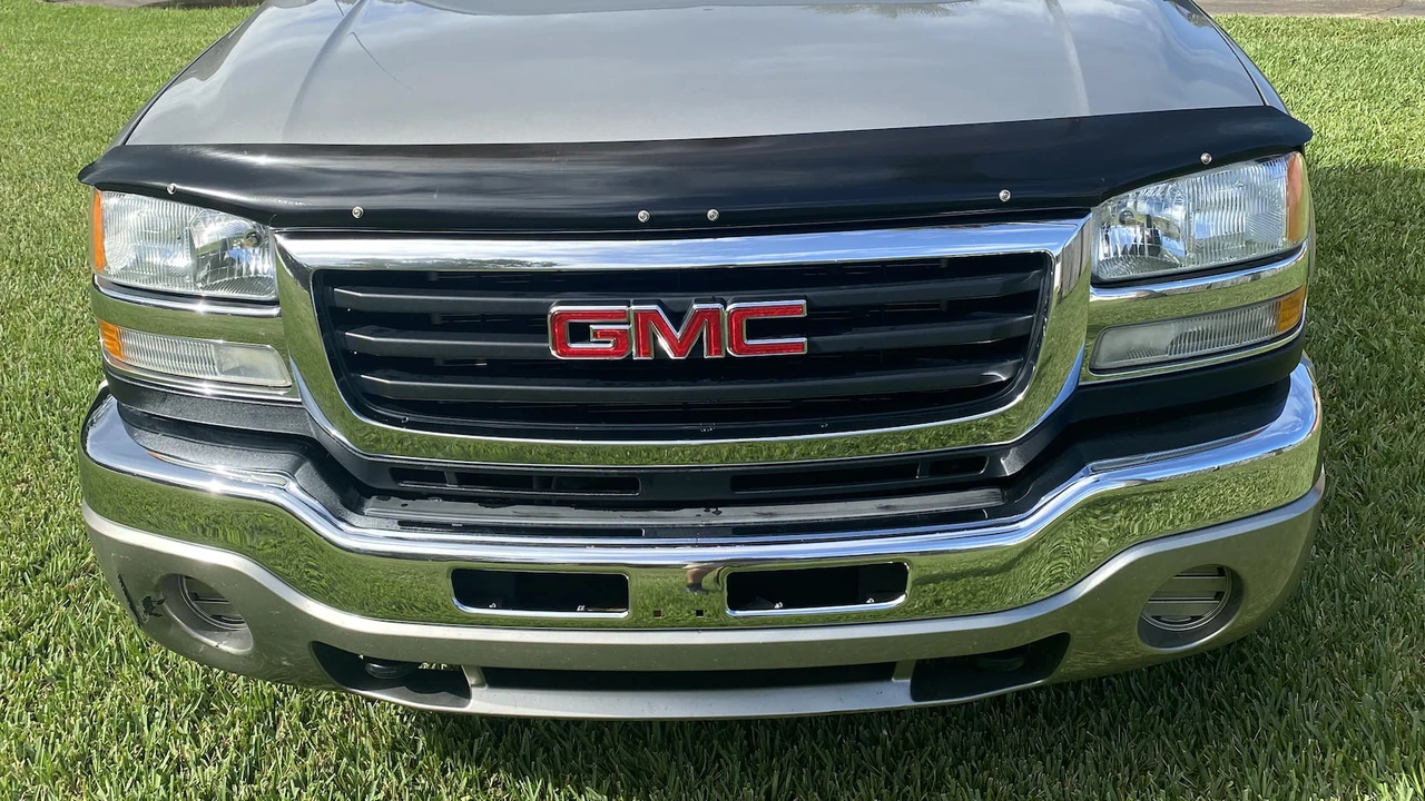 2003 GMC Sierra Heavy Duty 2nd Gen - Image 8 of 10