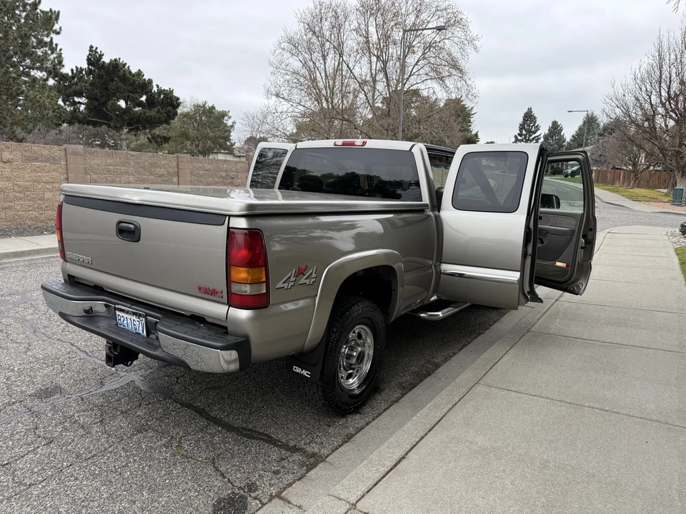 2003 GMC Sierra Heavy Duty 2nd Gen - Image 12 of 21