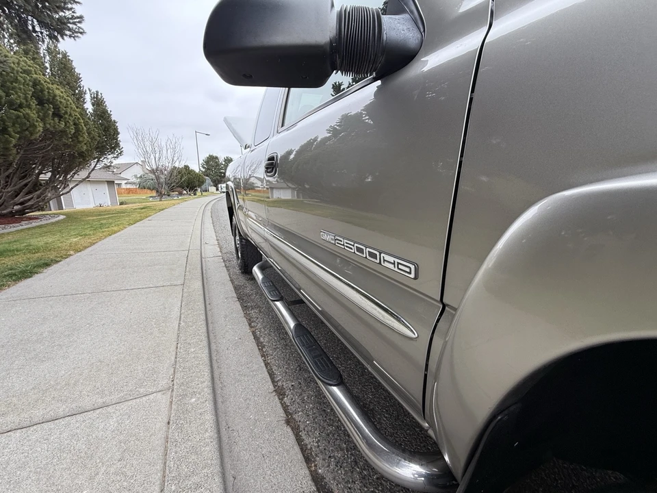2003 GMC Sierra Heavy Duty 2nd Gen - Image 20 of 21