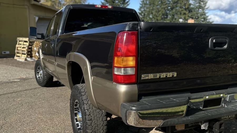 2003 GMC Sierra Heavy Duty 2nd Gen - Image 4 of 11