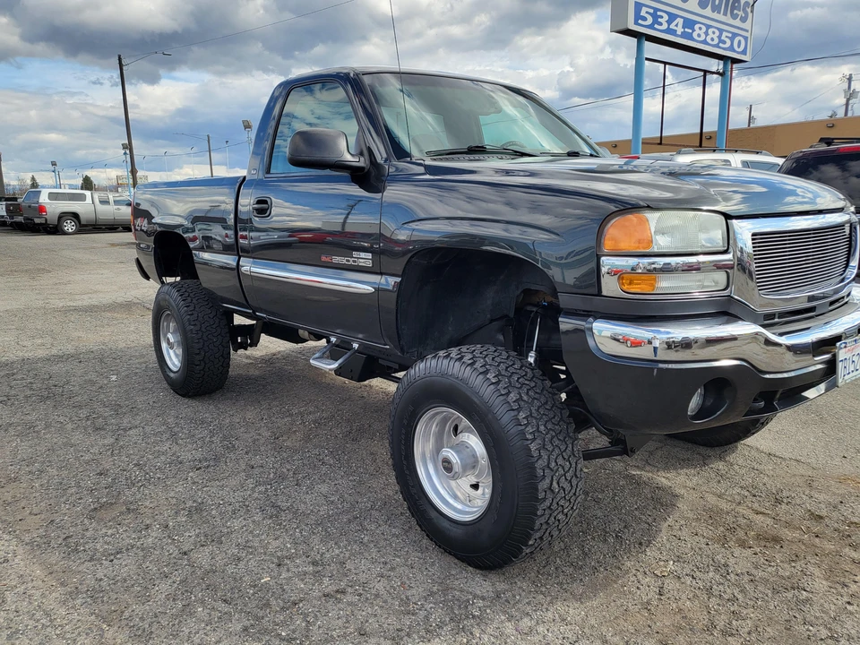 2003 GMC Sierra Heavy Duty 2nd Gen - Image 11 of 31