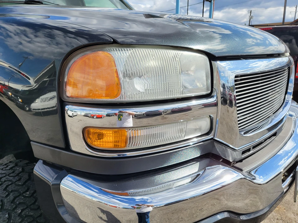 2003 GMC Sierra Heavy Duty 2nd Gen - Image 13 of 31