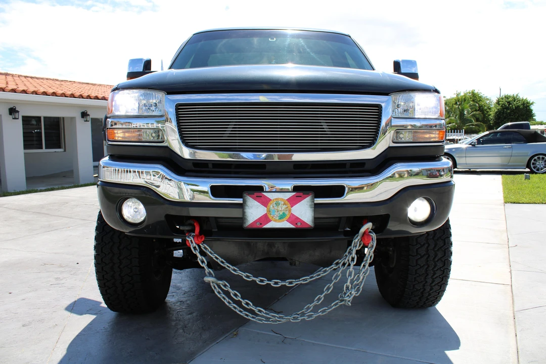2003 GMC Sierra Heavy Duty 2nd Gen - Image 6 of 31