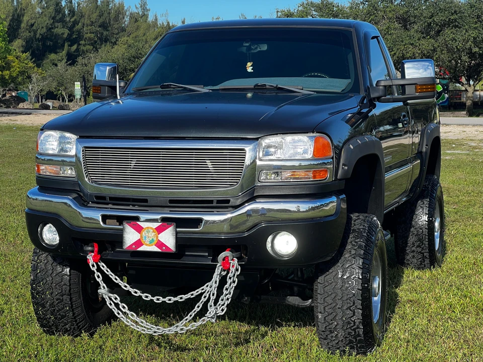 2003 GMC Sierra Heavy Duty 2nd Gen - Image 8 of 31