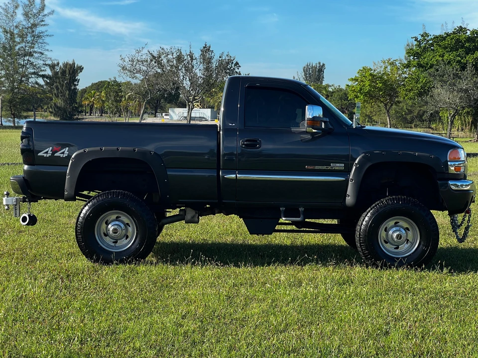 2003 GMC Sierra Heavy Duty 2nd Gen - Image 25 of 31