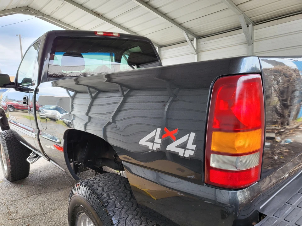 2003 GMC Sierra Heavy Duty 2nd Gen - Image 26 of 31