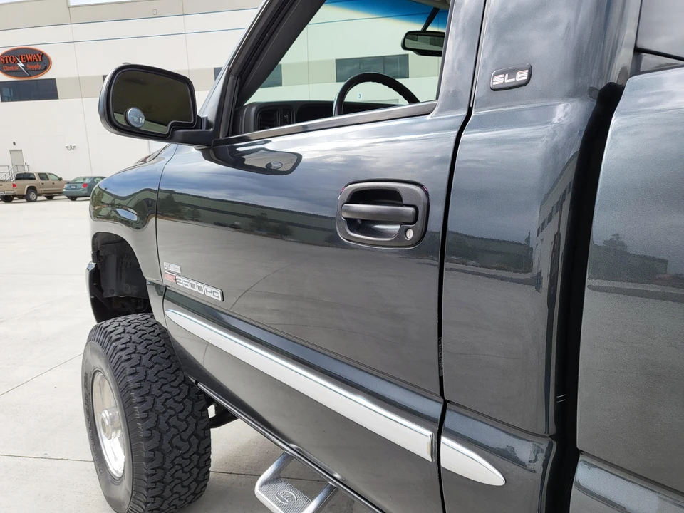 2003 GMC Sierra Heavy Duty 2nd Gen - Image 23 of 31