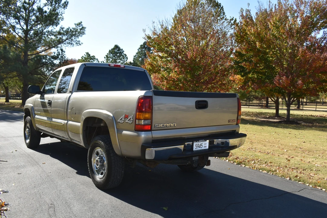 2003 GMC Sierra Heavy Duty 2nd Gen - Image 14 of 31