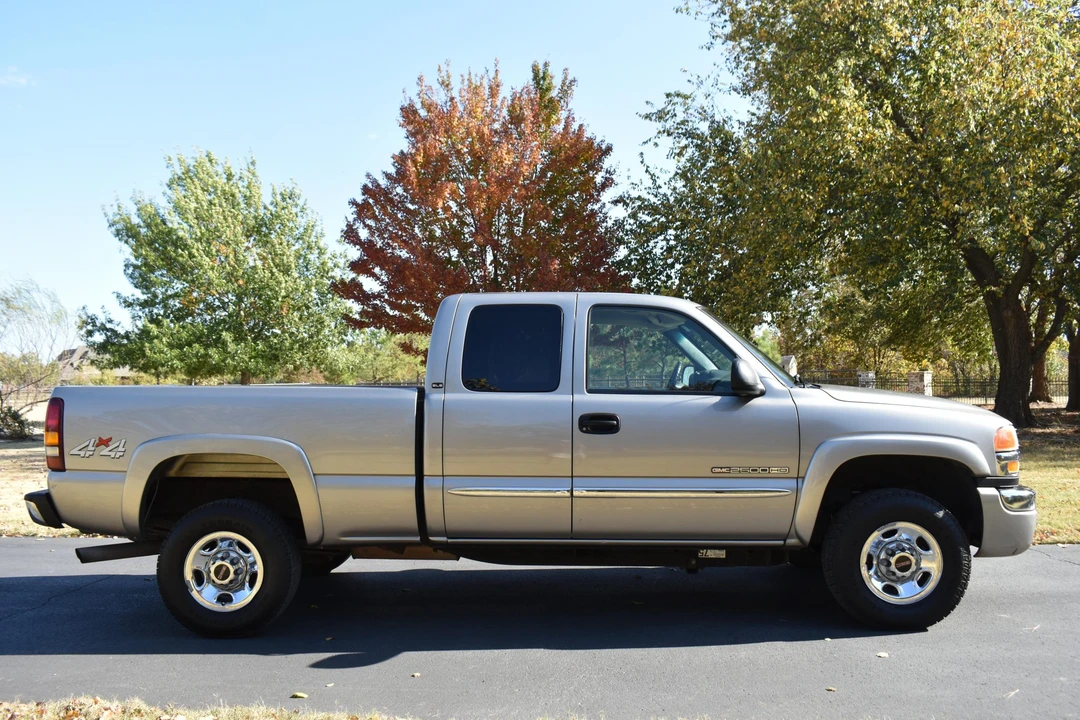 2003 GMC Sierra Heavy Duty 2nd Gen - Image 20 of 31