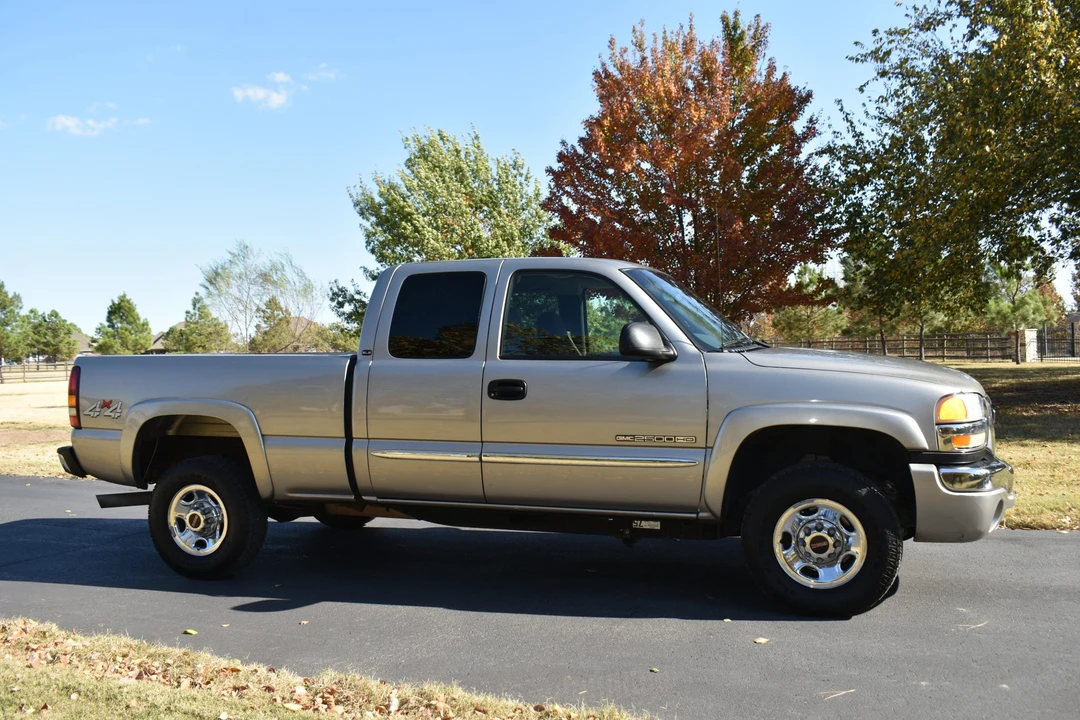 2003 GMC Sierra Heavy Duty 2nd Gen - Image 22 of 31