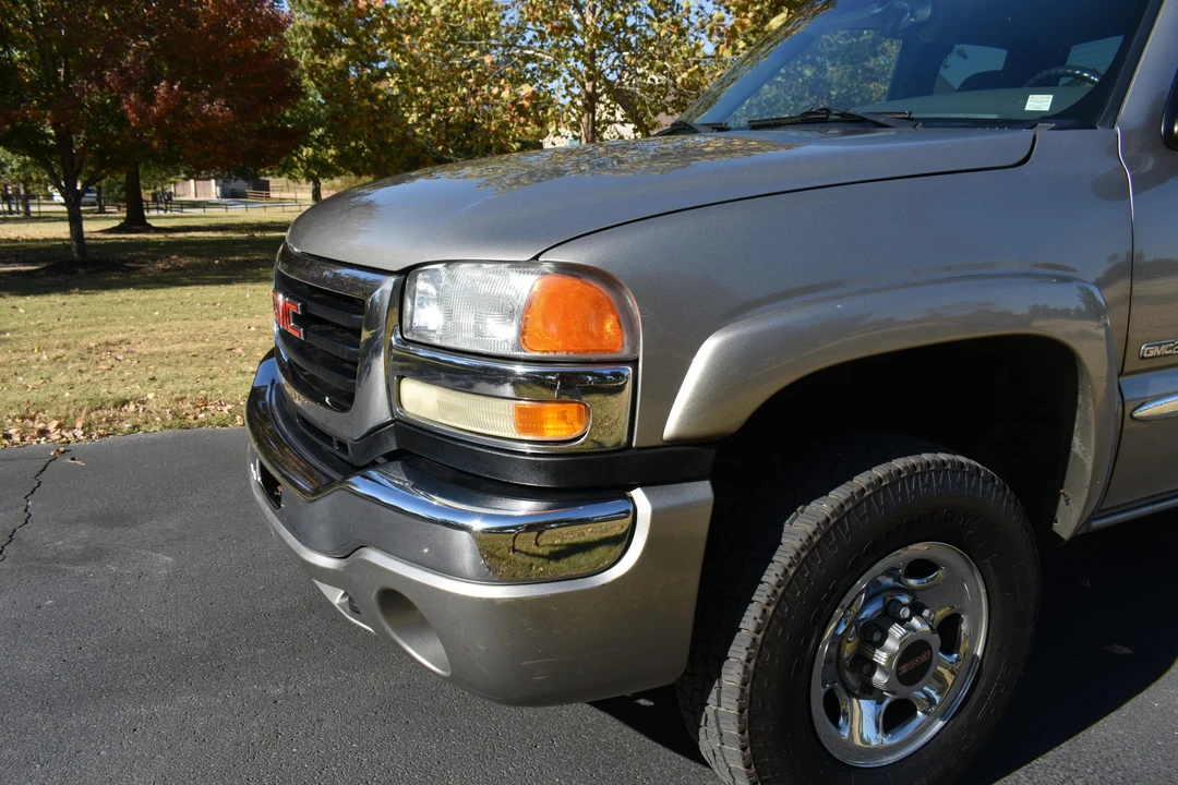 2003 GMC Sierra Heavy Duty 2nd Gen - Image 26 of 31
