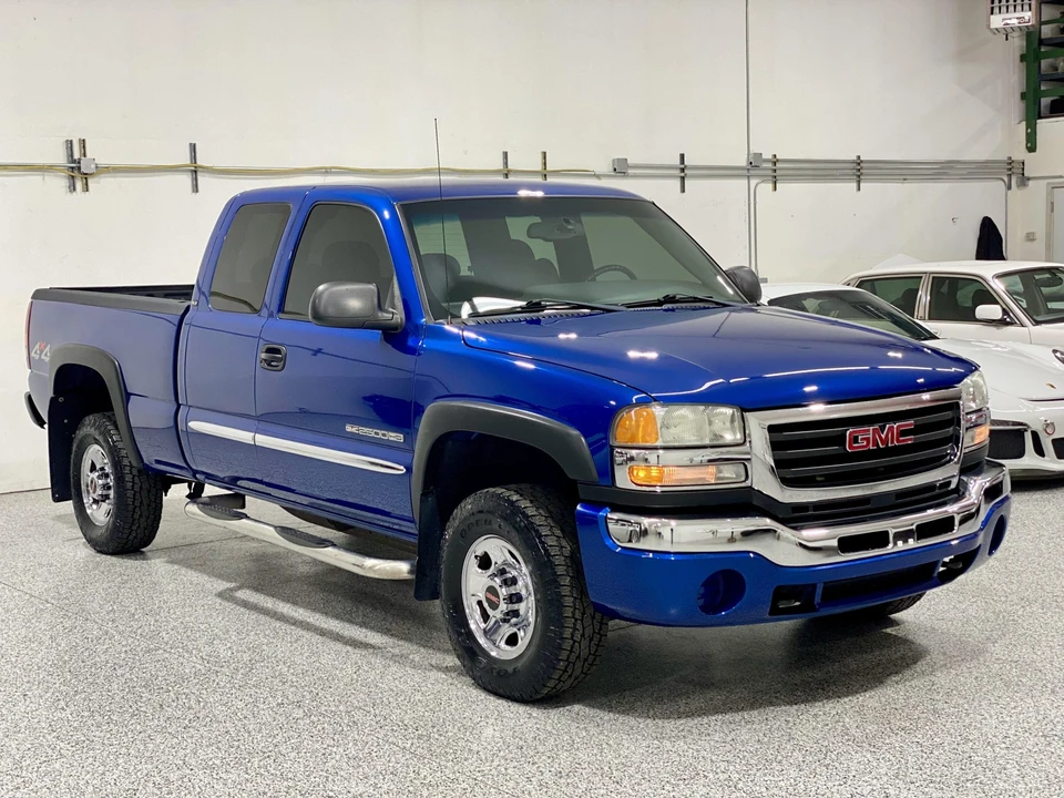 2003 GMC Sierra Heavy Duty 2nd Gen - Image 4 of 31