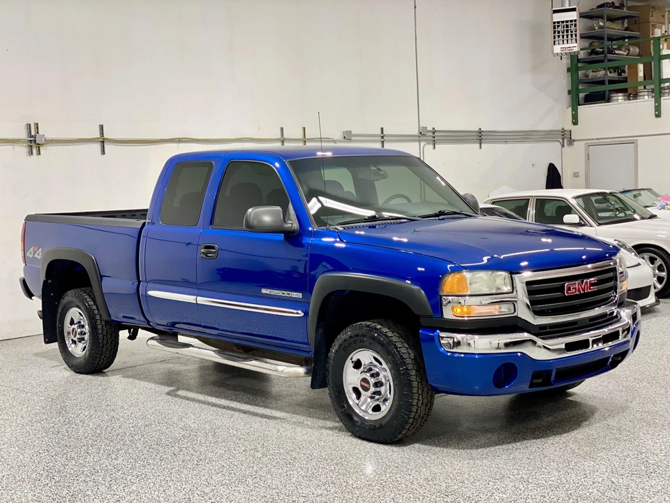 2003 GMC Sierra Heavy Duty 2nd Gen - Image 3 of 31