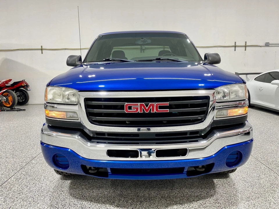 2003 GMC Sierra Heavy Duty 2nd Gen - Image 9 of 31