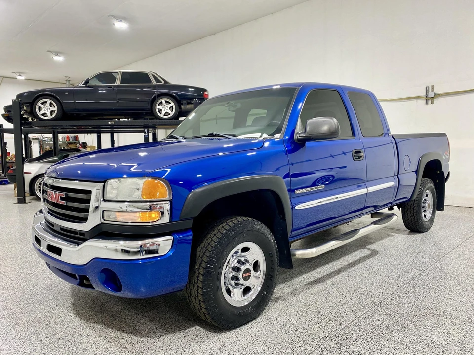 2003 GMC Sierra Heavy Duty 2nd Gen - Image 13 of 31