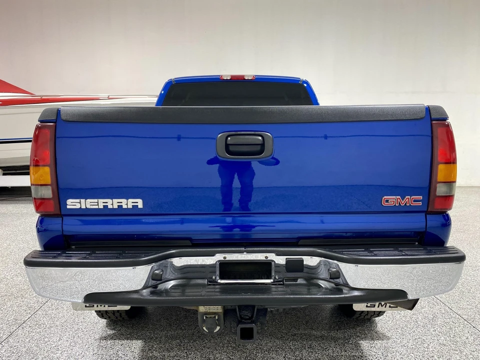 2003 GMC Sierra Heavy Duty 2nd Gen - Image 16 of 31