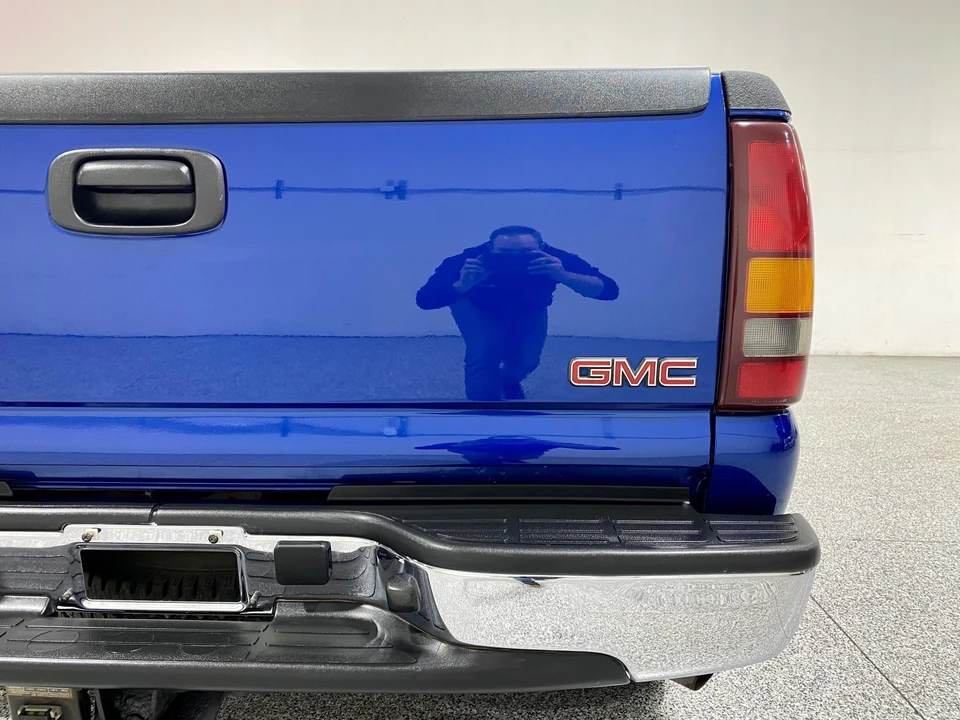 2003 GMC Sierra Heavy Duty 2nd Gen - Image 30 of 31