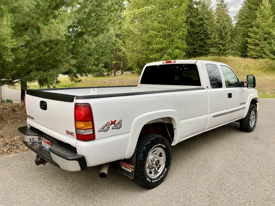 2003 GMC Sierra Heavy Duty 2nd Gen - Image 11 of 31