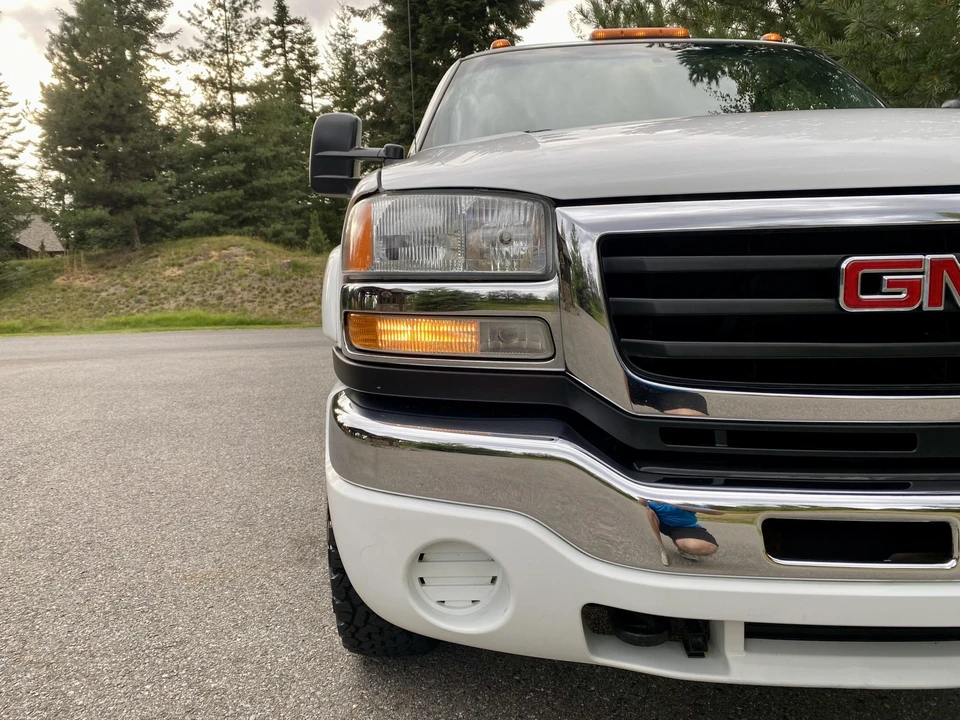 2003 GMC Sierra Heavy Duty 2nd Gen - Image 17 of 31