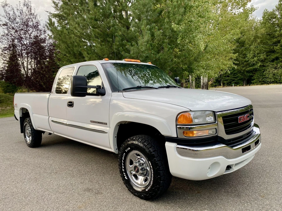 2003 GMC Sierra Heavy Duty 2nd Gen - Image 9 of 31