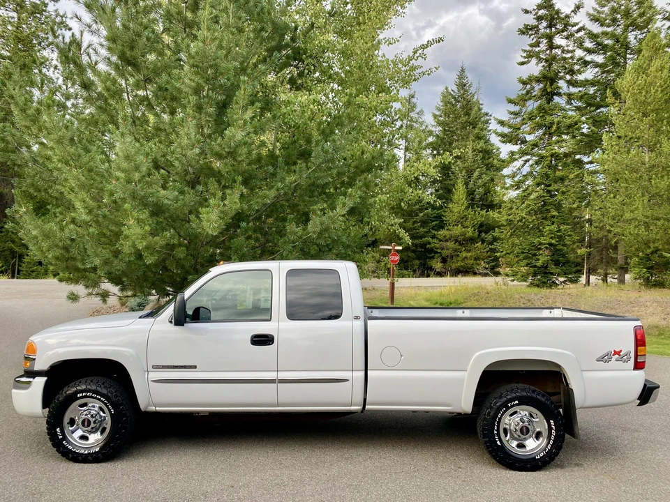 2003 GMC Sierra Heavy Duty 2nd Gen - Image 15 of 31