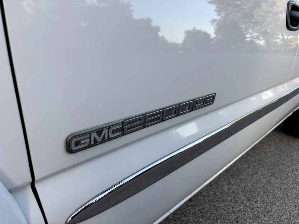 2003 GMC Sierra Heavy Duty 2nd Gen - Image 21 of 31