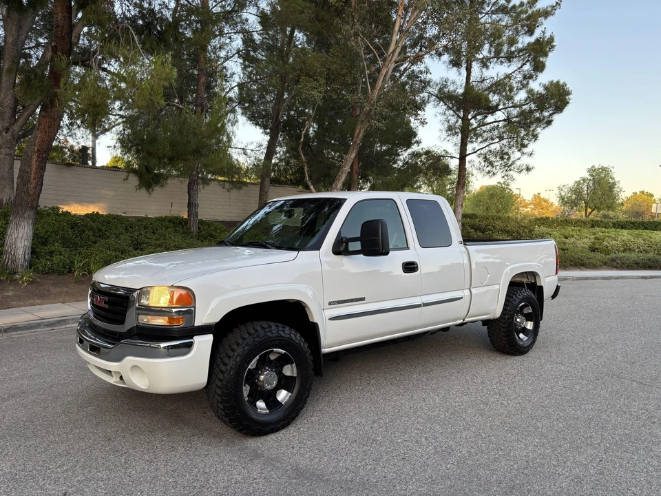 2003 GMC Sierra Heavy Duty 2nd Gen - Image 19 of 31