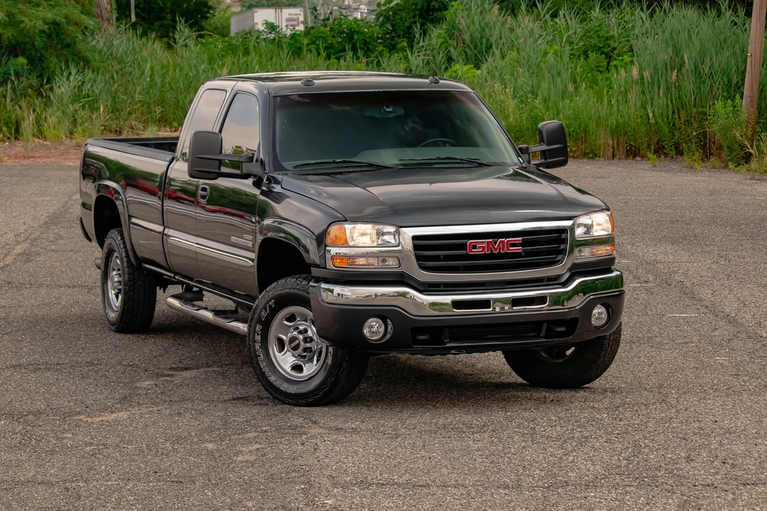 2003 GMC Sierra Heavy Duty 2nd Gen - Image 3 of 31