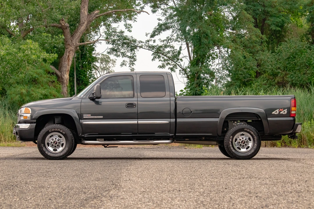 2003 GMC Sierra Heavy Duty 2nd Gen - Image 15 of 31