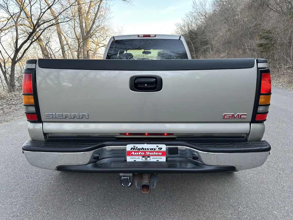 2003 GMC Sierra Heavy Duty 2nd Gen - Image 7 of 31