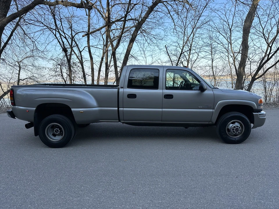 2003 GMC Sierra Heavy Duty 2nd Gen - Image 10 of 31