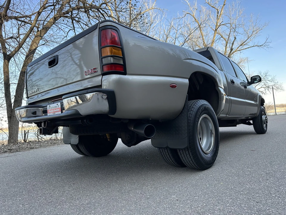 2003 GMC Sierra Heavy Duty 2nd Gen - Image 9 of 31