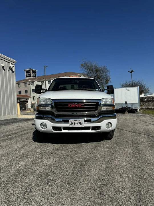 2003 GMC Sierra Heavy Duty 2nd Gen - Image 14 of 31