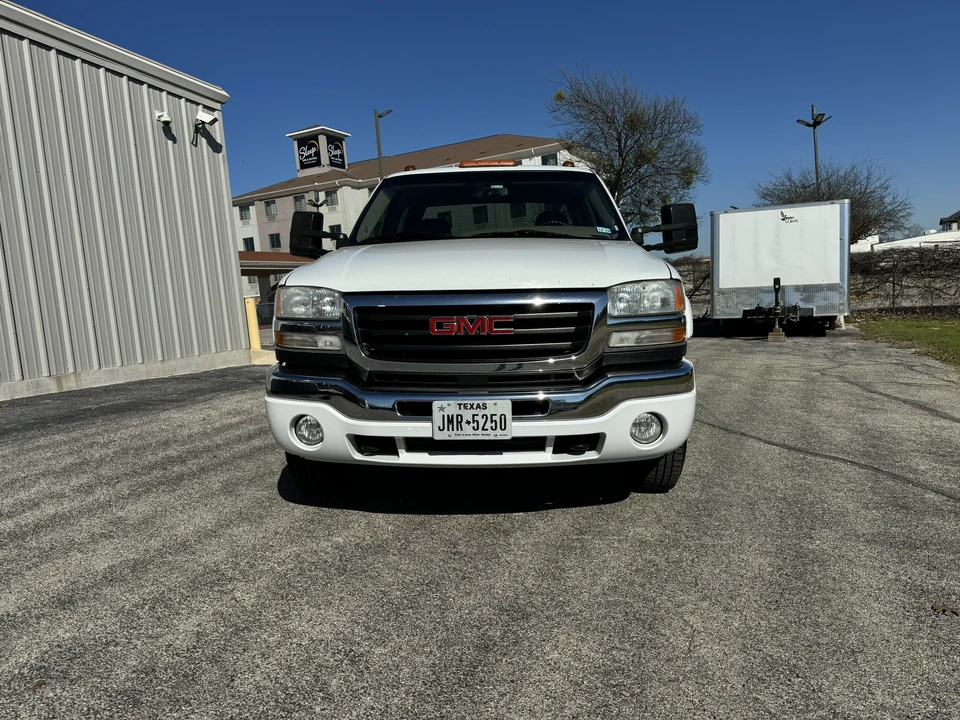 2003 GMC Sierra Heavy Duty 2nd Gen - Image 13 of 31
