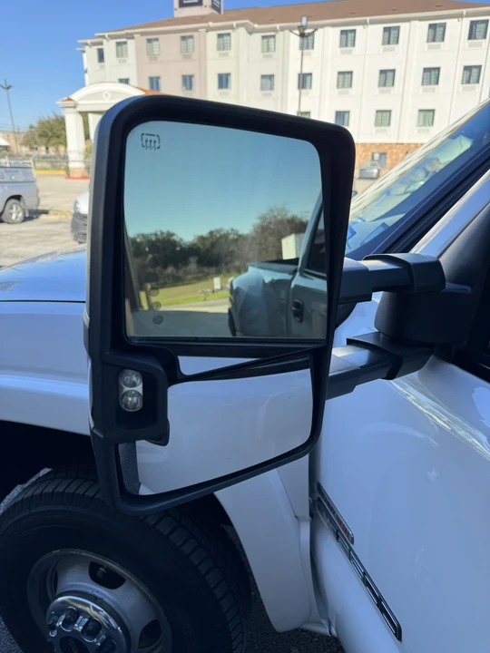 2003 GMC Sierra Heavy Duty 2nd Gen - Image 17 of 31