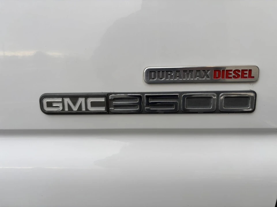 2003 GMC Sierra Heavy Duty 2nd Gen - Image 28 of 31