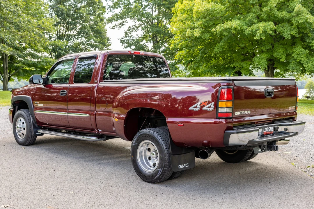 2003 GMC Sierra Heavy Duty 2nd Gen - Image 4 of 31
